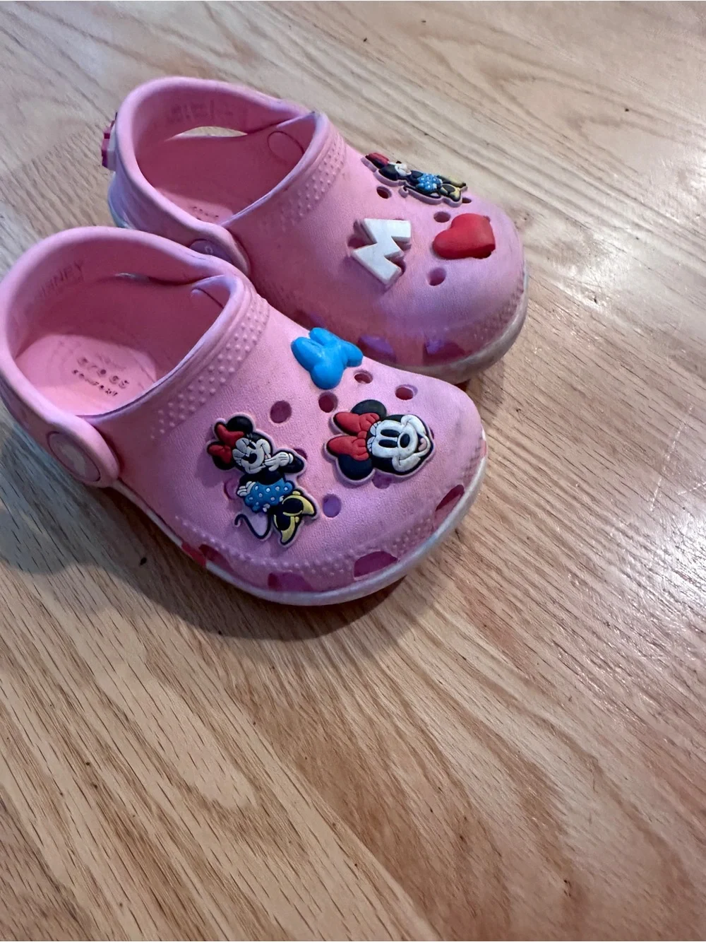Minnie Mouse Crocs 5C